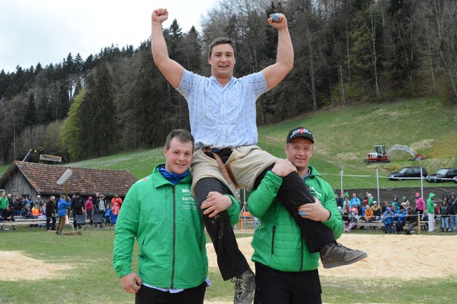 Werner Schlegel zeigt sich in prächtiger Form und geht als Sieger beim Toggenburger Verbandsschwingfest hervor.