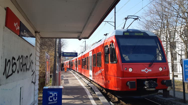 Die Üetlibergbahn wird bis zum 1. Juli auf mehreren Strecken nicht mehr fahren. (Matthias Scharrer)