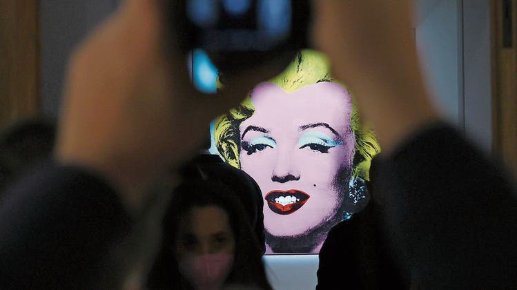 Der Rekordbrecher, der dem Schweizer Sammler Thomas Ammann gehört hat. Andy Warhols Bild aus der «Marilyn»-Serie (1964) weckt die Begierde von Oligarchen und Kunstsammlerinnen aus aller Welt. In wenigen Tagen wird es in New York versteigert. (Bild: Getty)