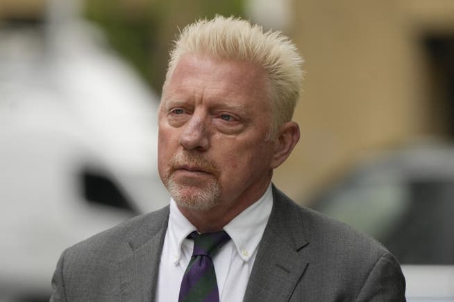 Boris Becker auf dem Weg ins Gericht: Dort wurde der ehemalige Tennisstar zu einer Haftstrafe von zweieinhalb Jahren verurteilt.