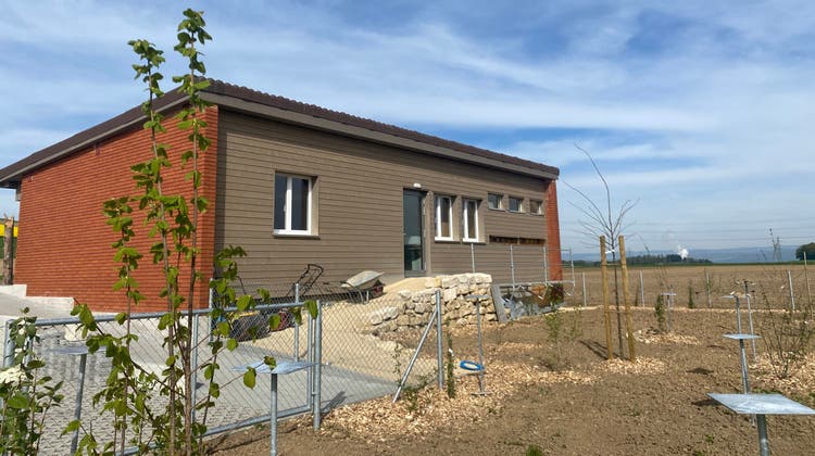 Das ehemalige Schützenhaus in Endingen ist neu ein Schulhaus für Imker. (Daniel Weissenbrunner)