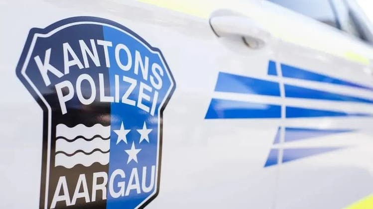 Unfallflucht nach Streifkollision – Polizei sucht schwarzen Peugeot