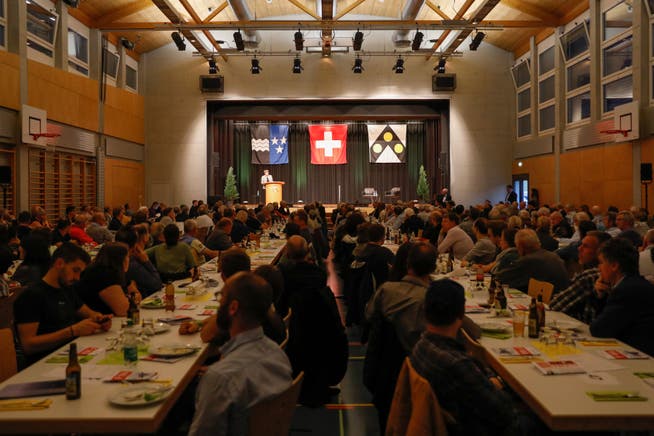 Mit mehr als 9000 Mitgliedern ist die SVP – hier der Anlass mit Bundesrätin Viola Amherd am 5. Mai in Holziken – die grösste Partei im Aargau.