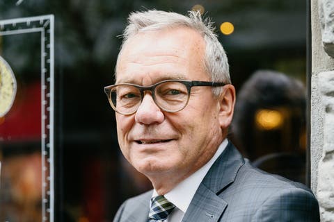 Ruedi Noser, 61, has been a state councilor for the FDP since 2015. The Zurich entrepreneur had previously been a member of the National Council for twelve years. Noser trained as an electrical engineer and owns the software company Noser Group.