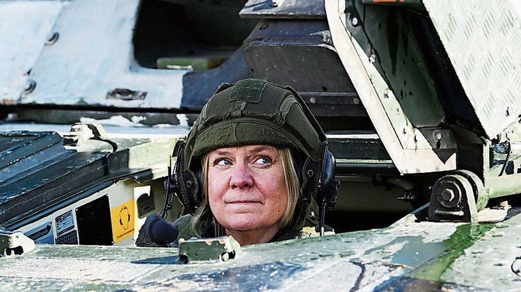 Magdalena Andersson, Regierungschefin, bei einer Militärübung 2021 in Norwegen. (Keystone)