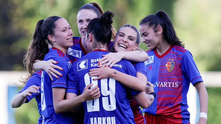 Die FCB-Frauen ziehen souverän ins Playoff-Halbfinale ein. (Bild: Marc Schumacher/freshfocus)