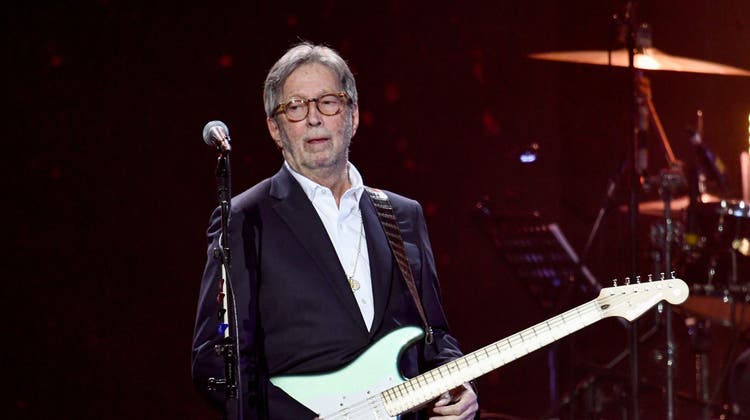 Eric Clapton an einem Konzert in London 2020. Da war die Pandemie erst gerade am Anfang. (Gareth Cattermole/Getty Images Europe)