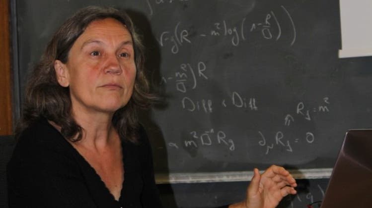 Ruth Durrer hat eine Professur in Astrophysik an der Universität Genf inne. In ihrer Kindheit spielte sie viel draussen in der Natur. (Bild: PD)
