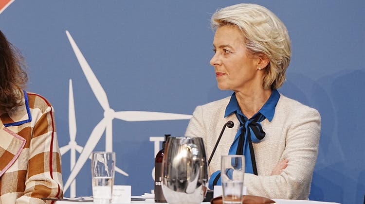 Mehr grüne Energie: EU-Kommissionspräsidentin Ursula von der Leyen hat einen Vorschlag präsentiert, wie Europa von russischer Energie loskommen soll. (Bo Amstrup / EPA)