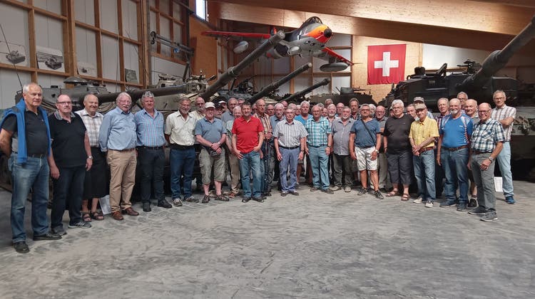 Seener-Männerstamm besucht Militärmuseum in Wildegg (MMW)