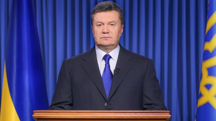 Ein Vermögen von 100 Millionen Franken, das ein enger Vertrauter des ehemaligen ukrainischen Präsidenten Viktor Janukowitsch (Bild) in der Schweiz hortete, soll nun an die Ukraine zurückgehen. (Keystone)