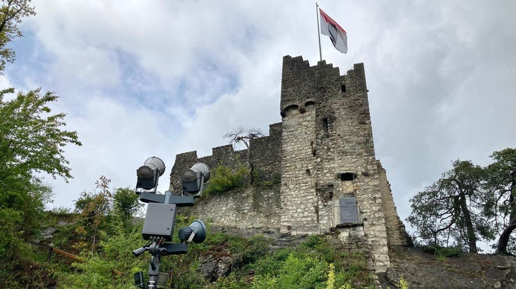 Auf der Ruine Stein in Baden befinden sich sechs Überwachungskameras der Stadt. (Philipp Zimmermann)