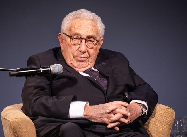 Riet der Ukraine, Territorien abzutreten: Henry Kissinger, mittlerweile 99 Jahre alt.