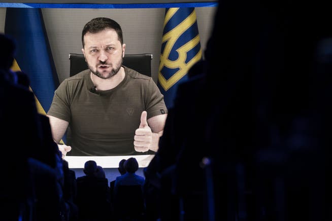 Nor is Volodymyr Zelenskiy letting the United States look at his cards.