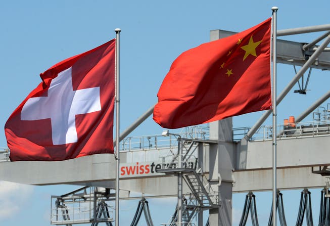 Der liberale Thinktank Avenir Suisse stellt drei Optionen vor, wie sich die Beziehungen der Schweiz zu China verändern könnten.