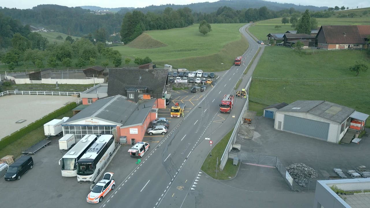 St. Gallen - Brems- mit Gaspedal verwechselt: Lernfahrerin landet mit Auto  auf dem Dach