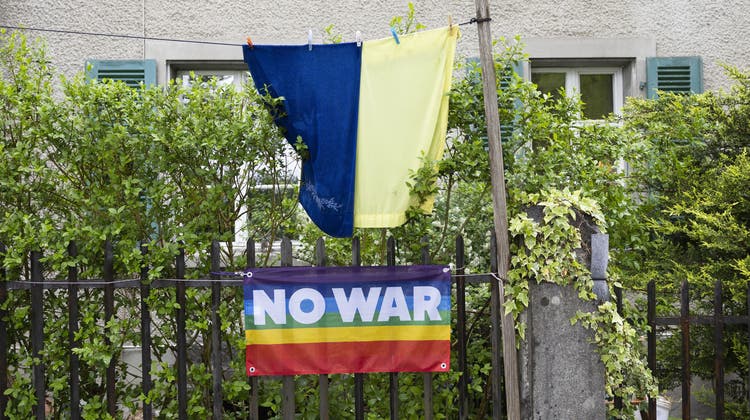 Die Zahl der Geflüchteten aus der Ukraine ist in beiden Basel fast konstant. (Bild: Peter Klaunzer / KEYSTONE)