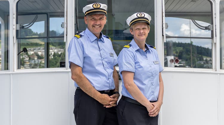 Rebecca und Roger Benz auf dem Dampfschiff Schiller. (Bild: Patrick Hürlimann (Luzern, 25. Mai 2022))