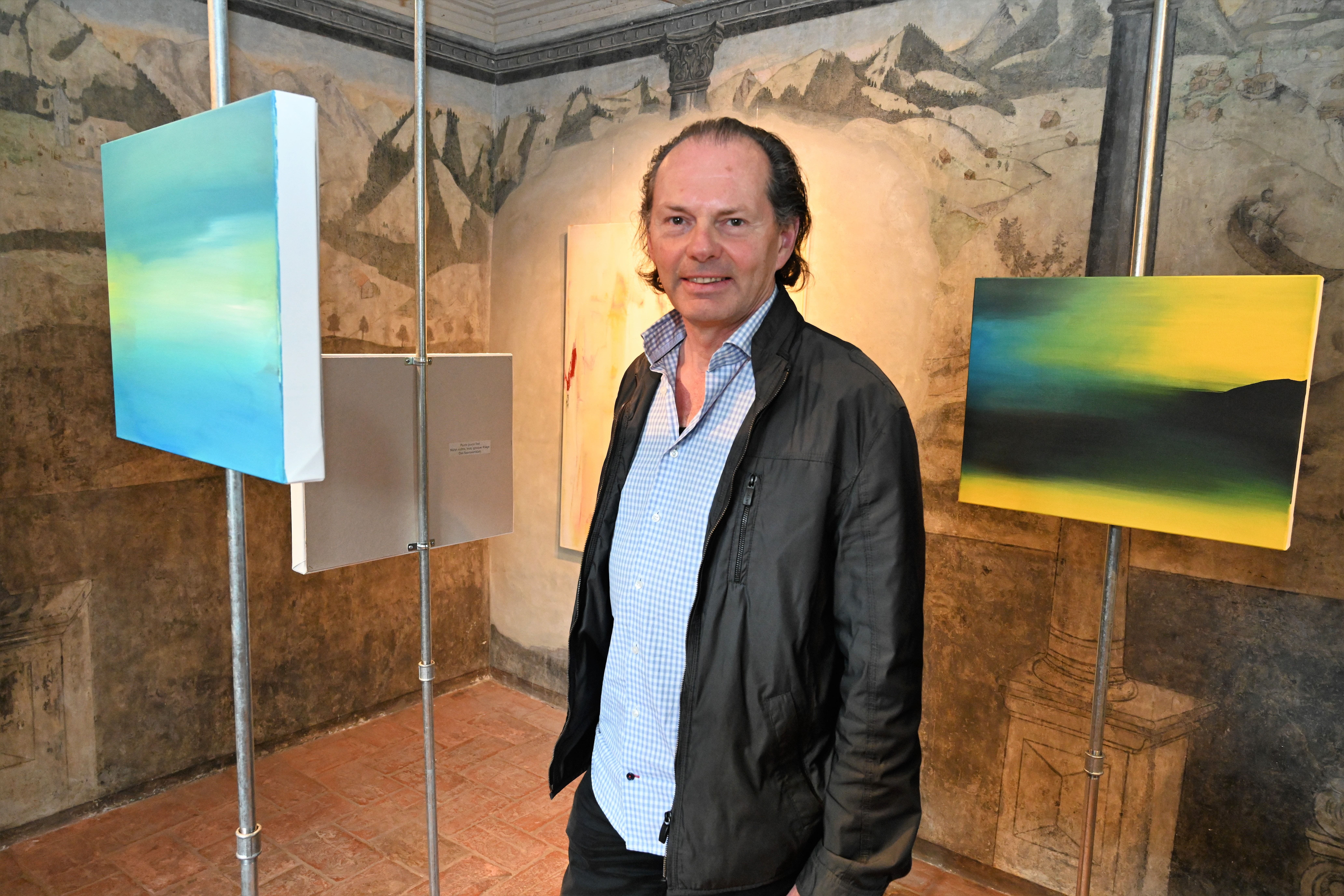 Der in Obwalden und Zug tätige Künstler Charlie Lutz bespielt die Räume der Galerie Hofmatt Sarnen.