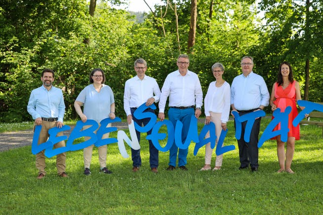 Die Kandidatinnen und Kandiaten der FDP Risch-Rotkreuz.
