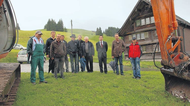 Vor zehn Jahren haben im Büntberg die Bauarbeiten für das neue Bauernhaus und den Stall begonnen. (Bild: PD)