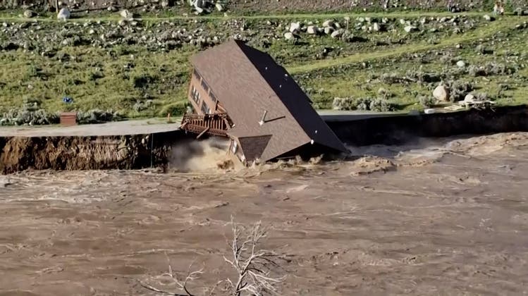 «Extrem gefährliche» Bedingungen: Rekordüberschwemmungen im Yellowstone-Nationalpark