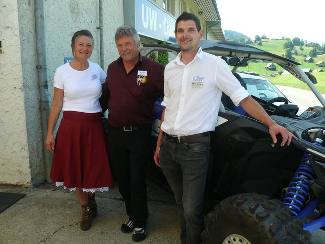 Elisabeth und Matthias Raschle übergeben die UW-Garage an Sohn Kilian, sie bleiben aber weiterhin im Betrieb.