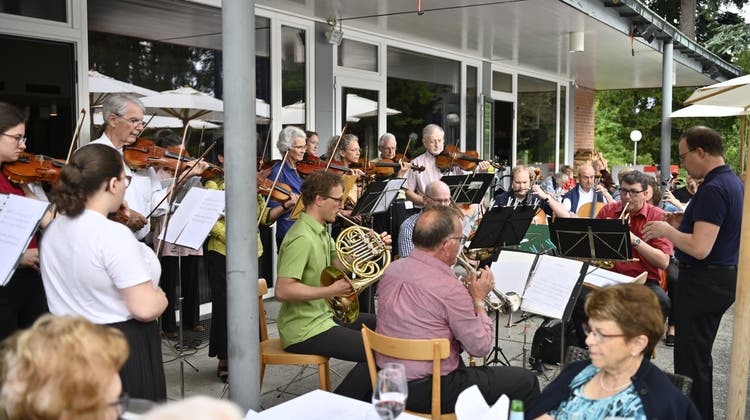 Serenade des Stadtorchesters Grenchen 2019 auf der Terrasse des Parktheaters, damals unter dem Motto «Very British». (Oliver Menge)