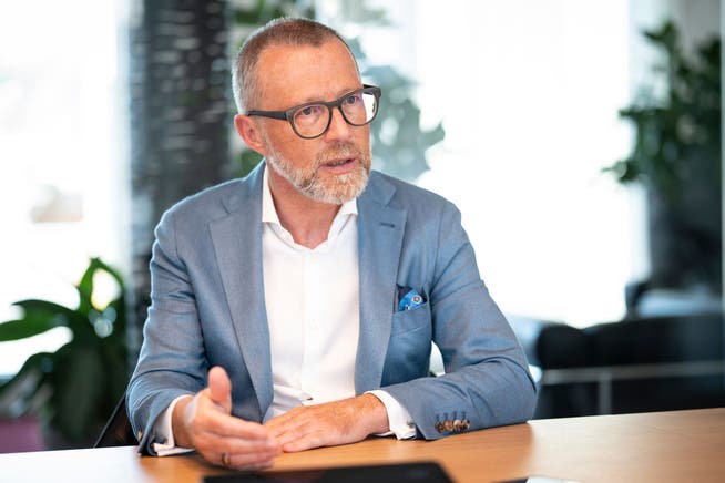 Heinz Huber am Hauptsitz in St. Gallen: «Bei uns sind alle willkommen, auch Kunden mit über 1 Million Franken Vermögen.»