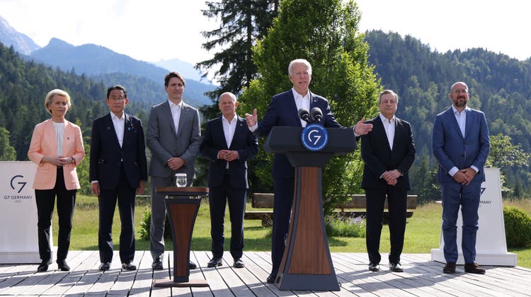 Joe Biden spricht an einer Pressekonferenz beim Gipfel der G7-Staaten. (Bild: Sean Gallup / Pool / EPA / Keystone)