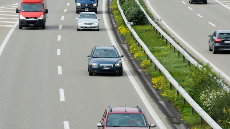 Fahrzeuge auf der Autobahn bei Münchwilen. (Bild: Donato Caspari (04.10.2017))