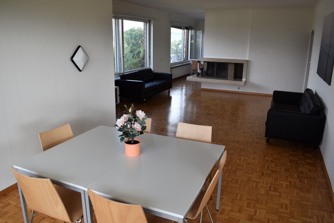 In einer 4,5-Zimmer-Wohnung an der Dianastrasse 2 wurde eine Wohnung als Aufenthaltsraum eingerichtet.