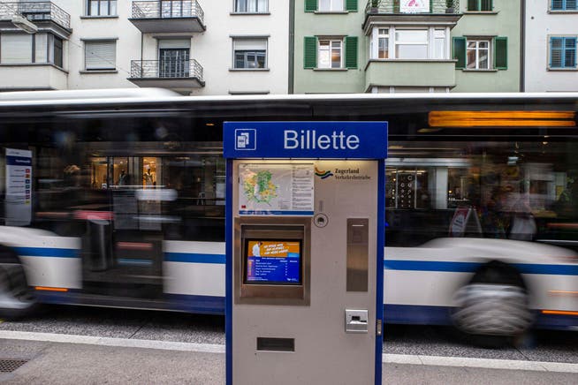 Bis 2024 sollen alle Bushaltestellen der Schweiz barrierefrei sein. Der Zuger Stadtrat gibt Auskunft über den Stand der Anpassungen in Zug.