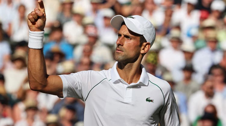 Novak Djokovic steht in Wimbledon im Final. (Keystone)