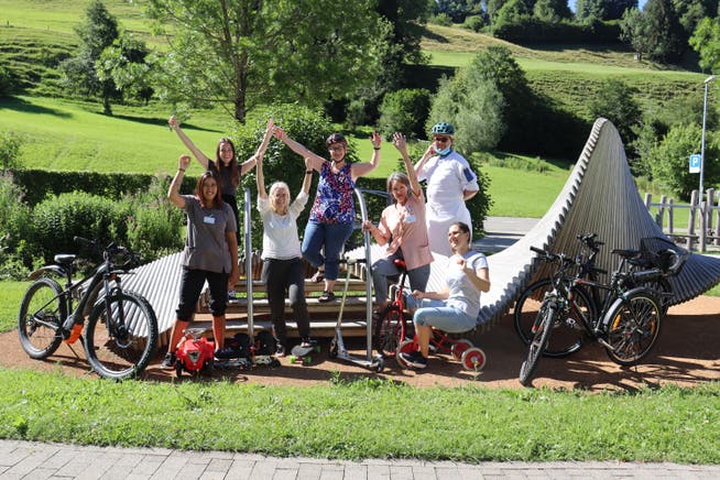 An der Aktion «bike to work»  nahmen 15 Mitarbeitende aus den Bereichen Heim und Verwaltung der Gemeinde Bühler teil. 