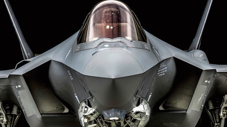 Fight um den F-35 bis aufs Protokoll – wie die Franzosen die Schweizer Rüstungsleute in die Enge trieben