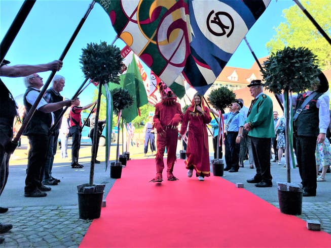 Leuli &amp; Fräuli während er Empfangsfeier für die Frauenfelder Grossratspräsidentin Barbara Dätwyler.