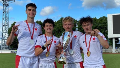 Die vier Zuger Spieler: Cameron Murphy, Cian Dennehy Vasquez, Paul Halter und Finlay Hughes. (Bild: Josselin Lapierre (Riga, 24. Juli 2022))