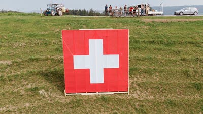 Am Montag dreht sich wieder vieles um die Schweizer Fahne. (Benjamin Manser)