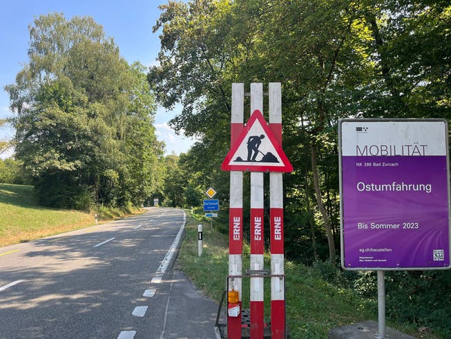 Vom 19. bis 21. August wird die Bruggerstrasse in Bad Zurzach wegen Belagsarbeiten für den Verkehr geschlossen.