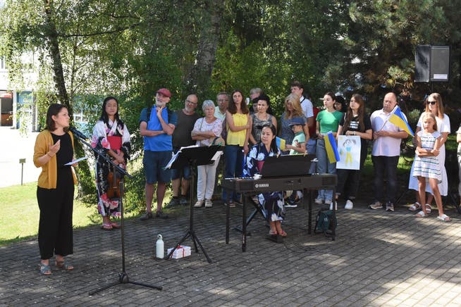 An der Gedenkfeier in Heiden waren auch ukrainische Gäste unter den Zuhörenden.