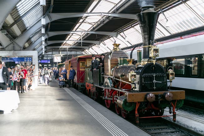 Die Spanischbrötlibahn von Zürich nach Baden bei der Jubiläumsfeier 2022: Einst war Baden das Eisenbahnmekka der Schweiz – tempi passati. 