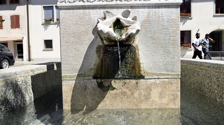 Die Brunnen in Mellingen laufen trotz Trockenheit. (Alexander Wagner)