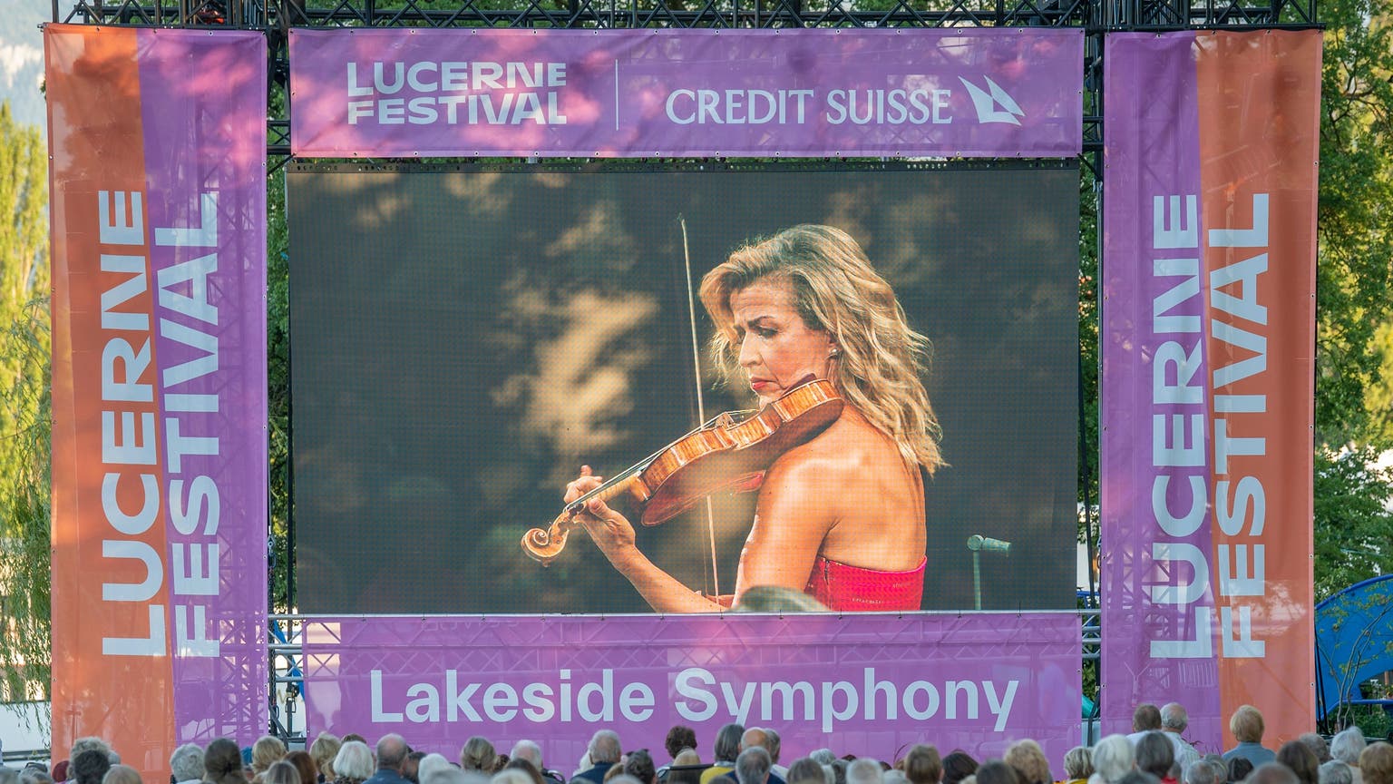 Eröffnung des Lucerne Festival. Die CS ermöglicht mit ihrem Sponsoring unter anderem die jährliche Residenz der Wiener Philharmoniker und das Public Viewing «Lakeside Symphony». (Bild: Pius Amrein  (Luzern, 12. 8. 2022))