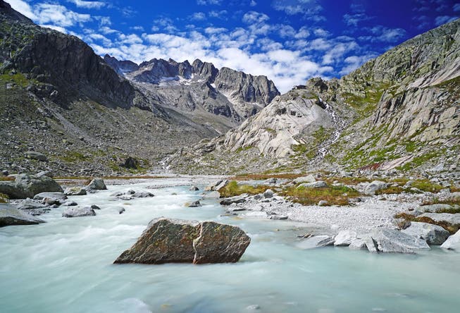 Am Gotthard-Cleanup-Day werden Gewässer und Bergrouten im Gotthardgebiet von Abfällen befreit.