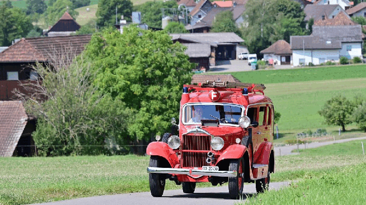 Das älteste Feuerwehrauto im Thal, dieser «Packard», wird 92 Jahre alt. (Bruno Kissling)