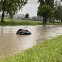Hochwasser in der Sitter und Thur, Auto treibt im Binnenkanal, volle Keller im Rheintal: So trifft der Starkregen die Ostschweiz