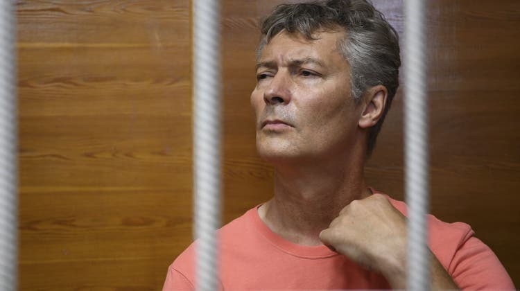Ex-Bürgermeister, nun in einer Anhörung vor einem Gericht in seiner Stadt Jekaterinburg: Jewgeni Roisman. (Bild: AP)