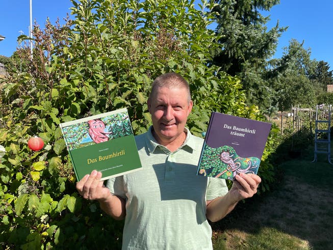 Heinz Graber veröffentlichte 2021 das Kinderbuch «Das Baumhirtli», im Sommer folgte nun die Fortsetzung «Das Baumhirtli träumt».