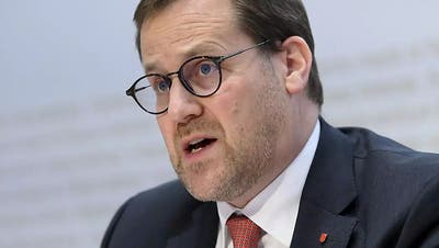 Das letzte Amtsjahr des abtretenden Schwyzer Finanzdirektors Kaspar Michel (FDP) dürfte positiv ausfallen. (Bild: Keystone / Anthony Anex)